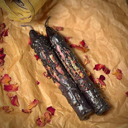 Black Emotional Healing Candle – Herb-Rolled | Emotional Release • Inner Strength