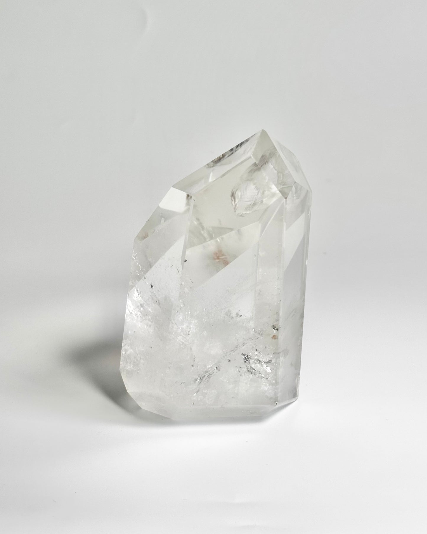 Clear Quartz Free Form – 800 Gm | Clarity, Focus & Amplified Intentions