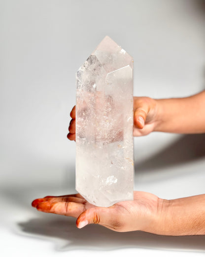 Clear Quartz Free Form – 1.9 Kg | Clarity, Focus & Amplified Intentions