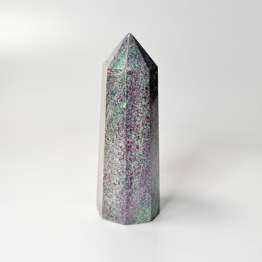 Eight Facet Ruby in Kyanite Tower – 746g -Distinctive Colour & Balanced Form