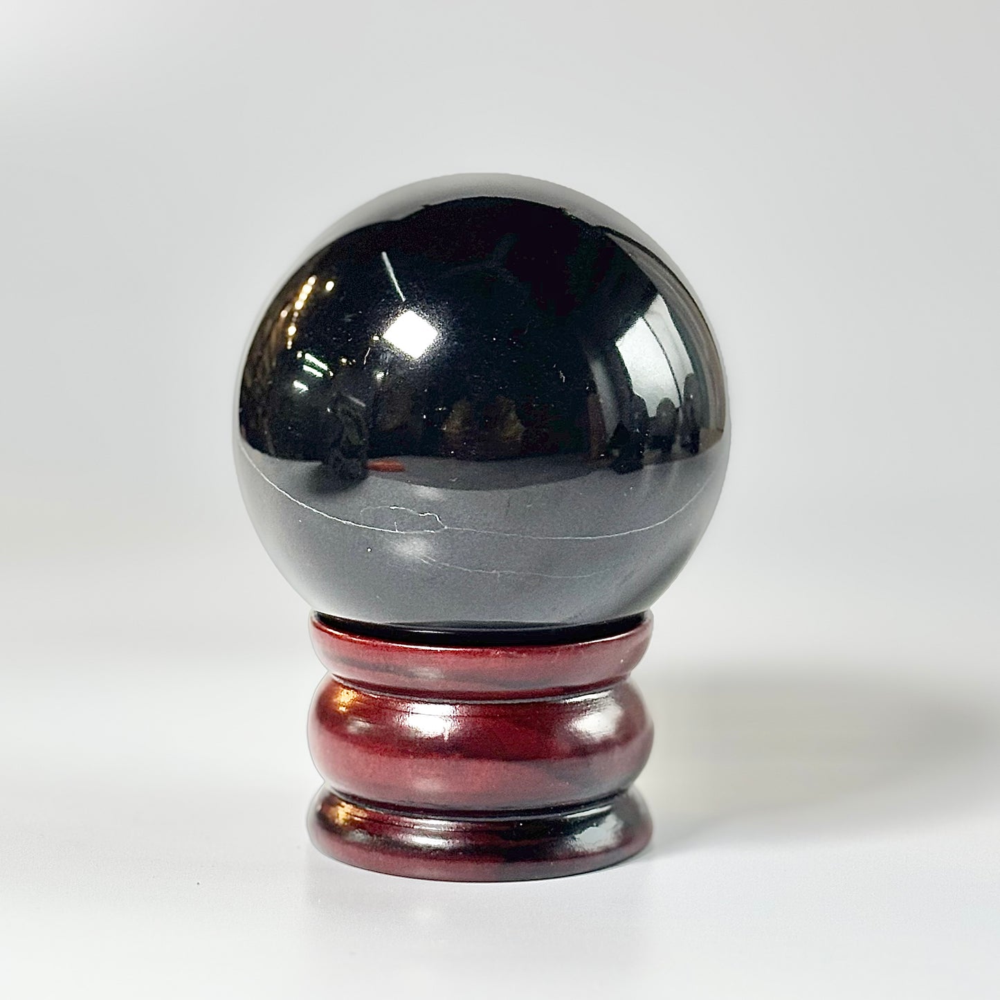 Black Obsidian Sphere 700 Gm – Grounding & Clarity