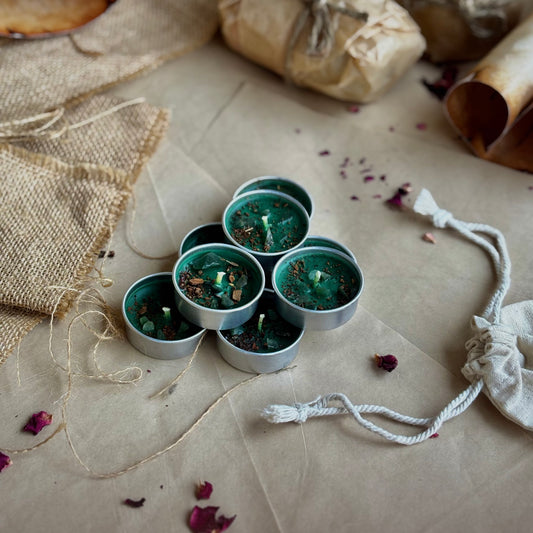 Green Soy Wax Tealight Candle with Cinnamon & Green Aventurine