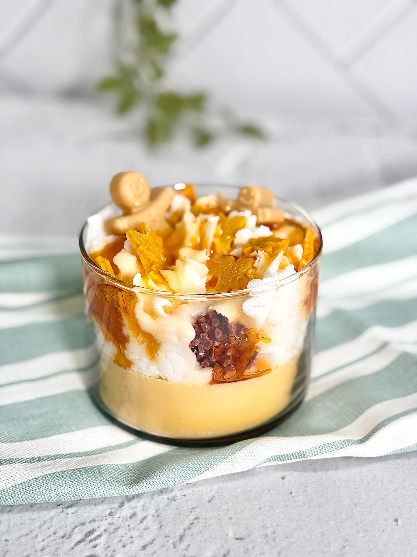 Cozy Winter Jam Dessert Candle