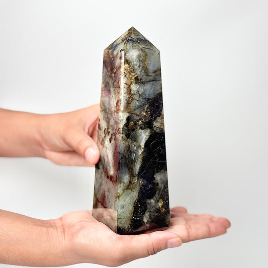 Four Facet Labradorite Tower – 904g - Subtle Glow & Balanced Form