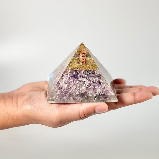 Amethyst Chips Orgonite Pyramid | Helps activating Third Eye & Psychic abilities