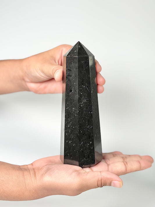 Eight Facet Black Tourmaline Tower – 618g - Bold Presence & Timeless Design