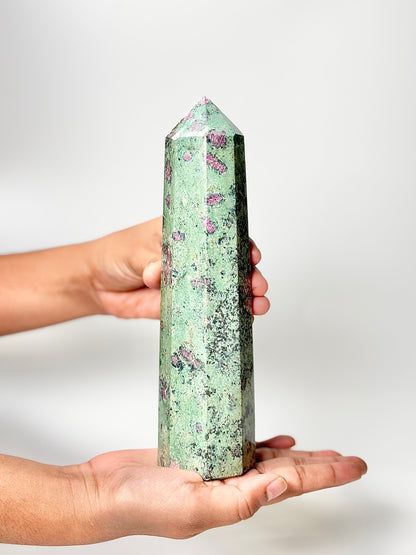 Eight Facet Ruby Fuchsite Tower – 1kg - Vivid Colour & Harmonised Form