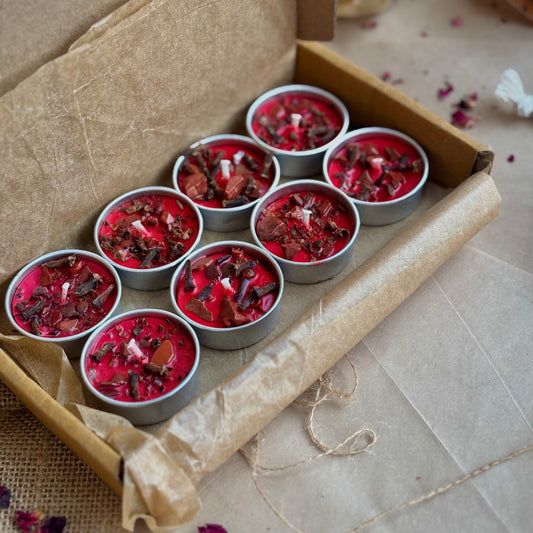 Red Soy Wax Tealight Candle with Clove & Red Jasper