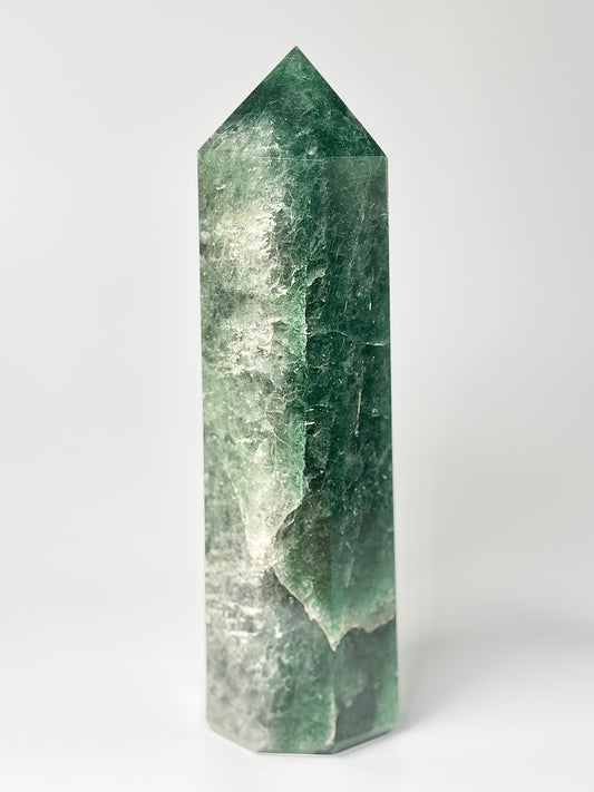 Eight Facet Green Strawberry Quartz Tower – 1.2kg - Unique Patterns & Balanced Elegance