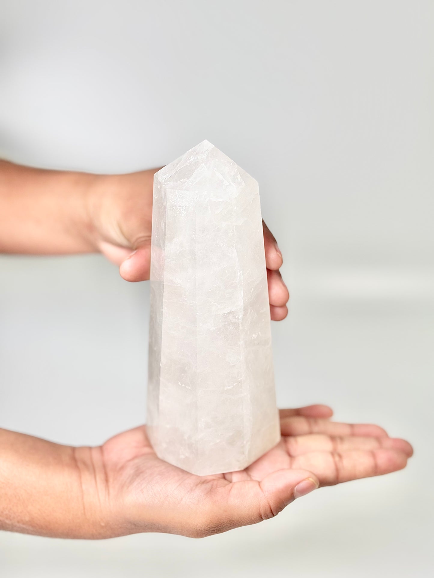 Eight Facet Clear Quartz Tower - 800g – Infinite Energy, Clarity & Manifestation