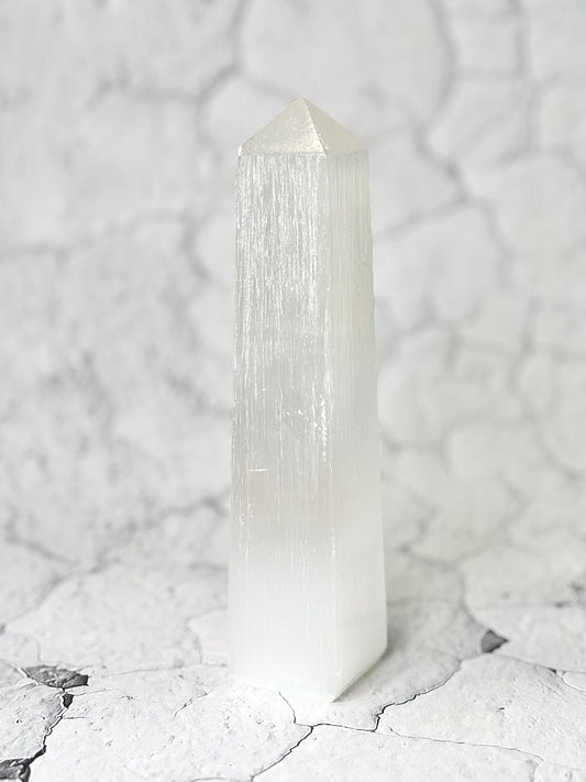 Four Facet Selenite Tower – 400g - Soft Glow & Balanced Form