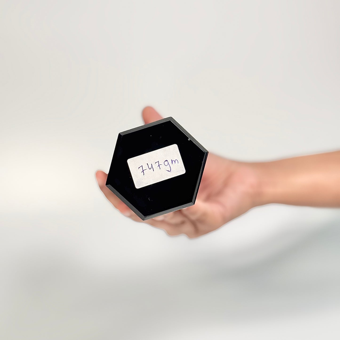 Black Obsidian Six-Facet Tower – 747g - Ground • Shield • Release