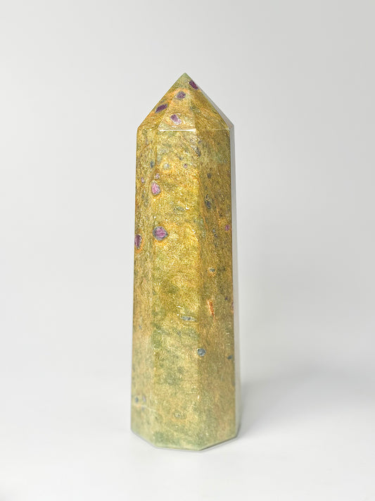 Eight Facet Ruby in Zoisite Tower – 980g - Vivid Colour & Balanced Design