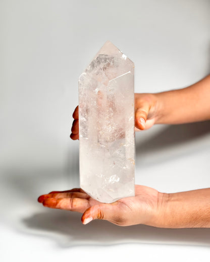 Clear Quartz Free Form – 1.9 Kg | Clarity, Focus & Amplified Intentions