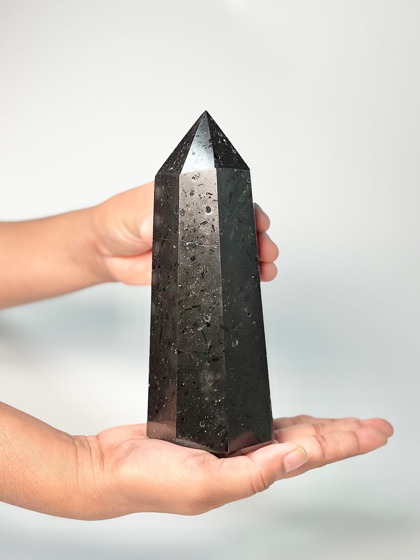 Eight Facet Black Tourmaline Tower – 1.3 kg - Bold Presence & Timeless Design