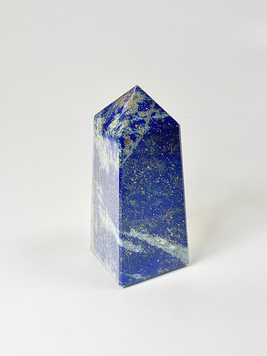 Four Facet Lapis Lazuli Tower – 800g - Truth, Wisdom & Inner Power