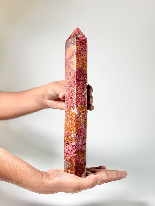 Super Pink Rhodonite Tower 1.3 Kg – Emotional Healing & Heart Alignment