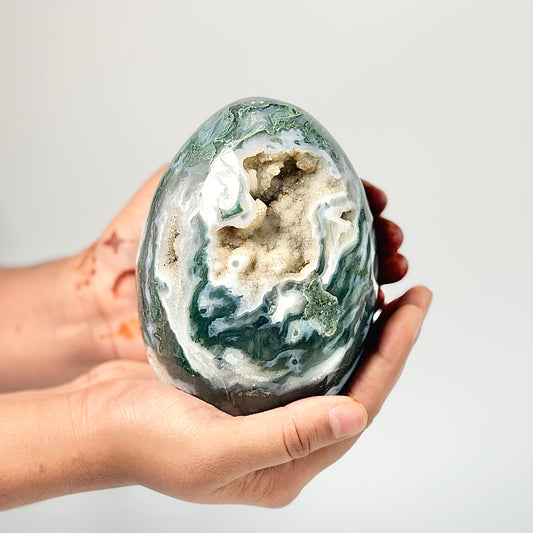 Druzy Moss Agate Egg Carving - 1.2 Kg | Promotes wealth and business growth