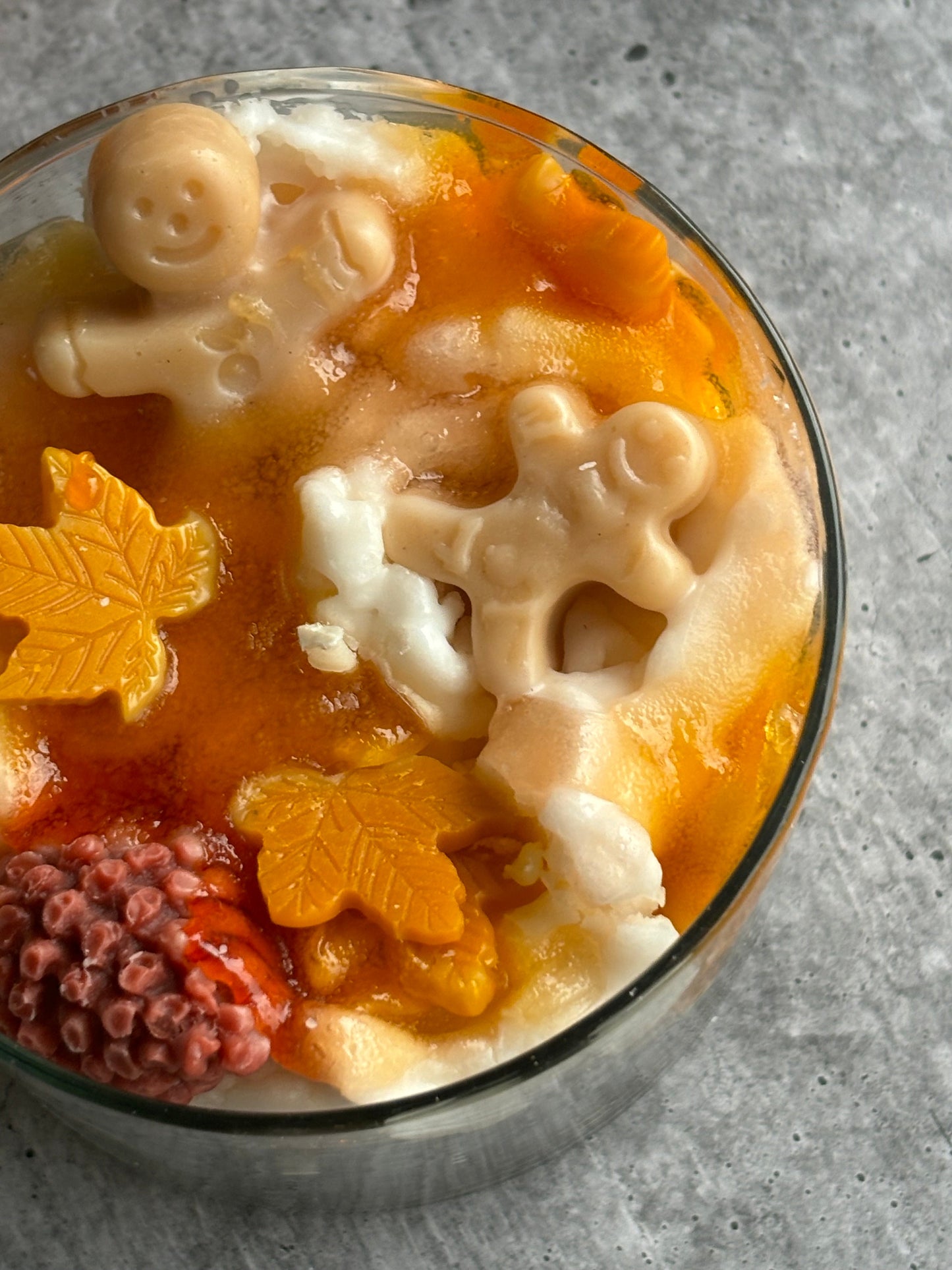 Cozy Winter Jam Dessert Candle