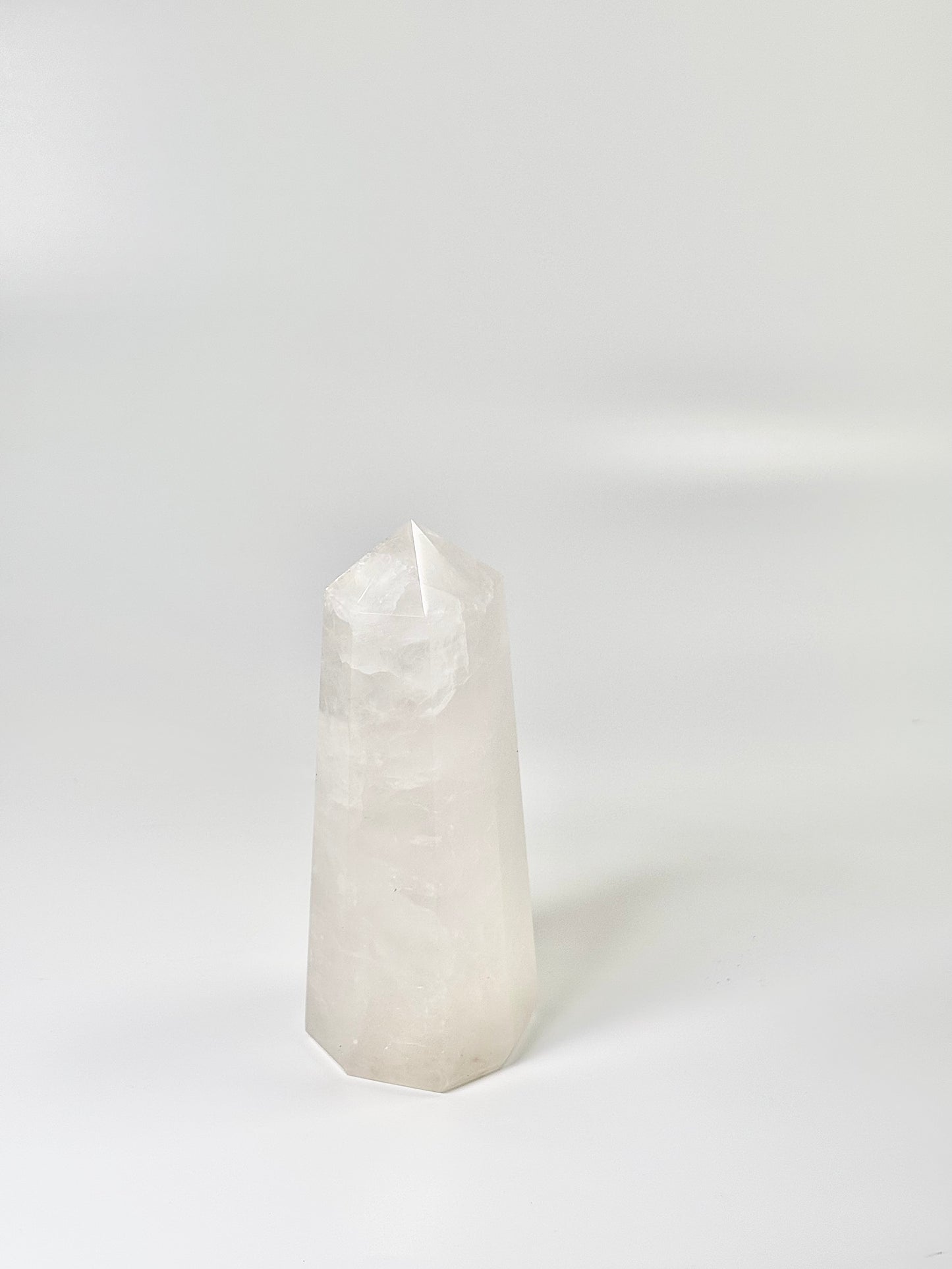Eight Facet Clear Quartz Tower - 800g – Infinite Energy, Clarity & Manifestation