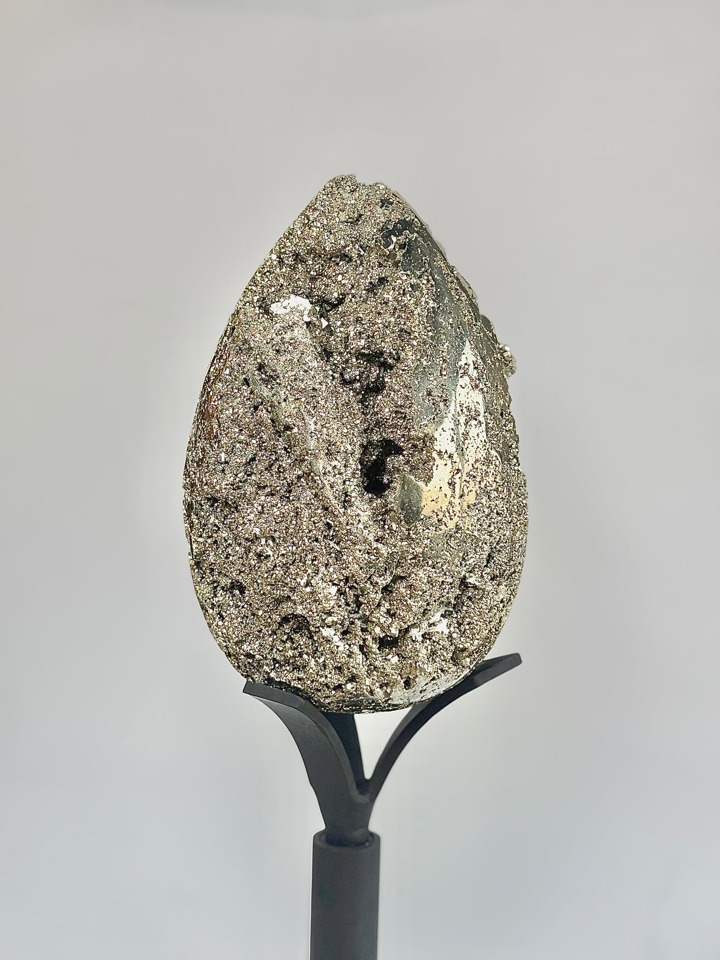 Extra Large Peruvian Pyrite Druzy Egg Carving 8.4 Kg – Abundance & Prosperity