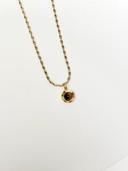 Minimal Round Pendant Necklace