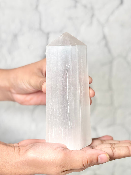 Four Facet Selenite Tower – 428g - Soft Glow & Balanced Form
