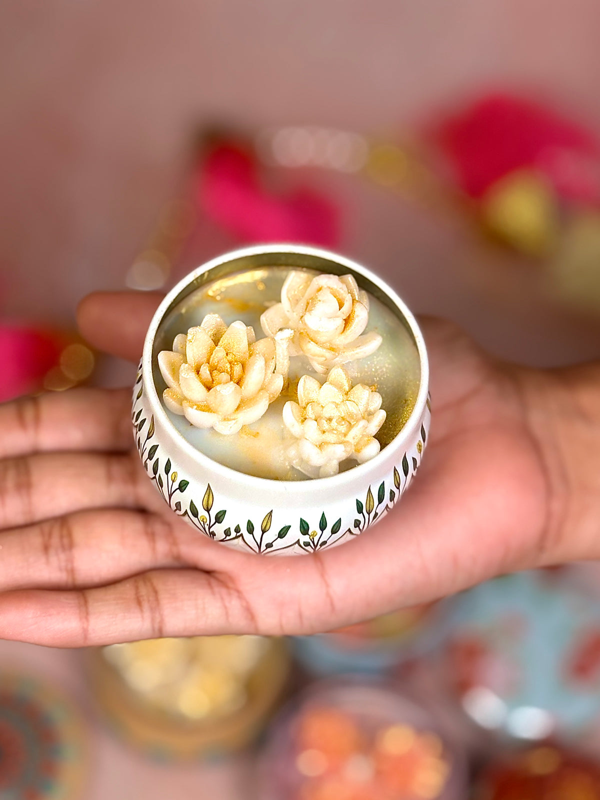 Floral Tin Soy Candle – Candy Dreams