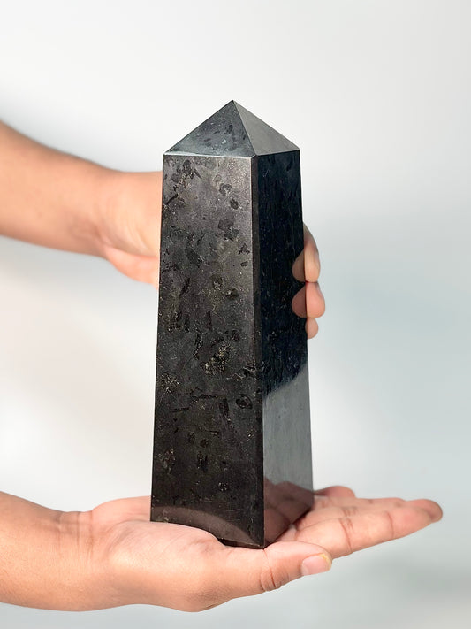 Four Facet Black Tourmaline Tower – 1.2 Kg - Strength, Stability & Refined Style