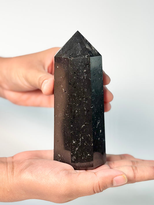 Eight Facet Black Tourmaline Tower – 550g - Bold Presence & Timeless Design
