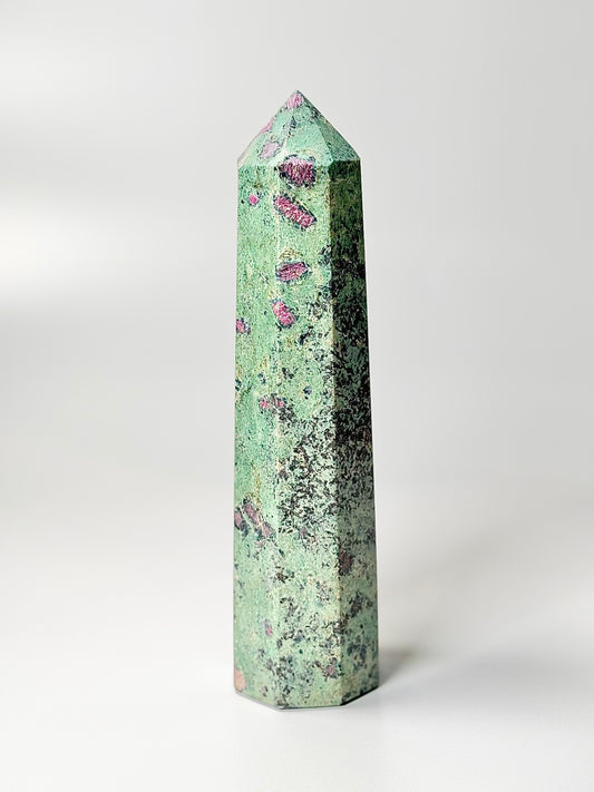 Eight Facet Ruby Fuchsite Tower – 1kg - Vivid Colour & Harmonised Form