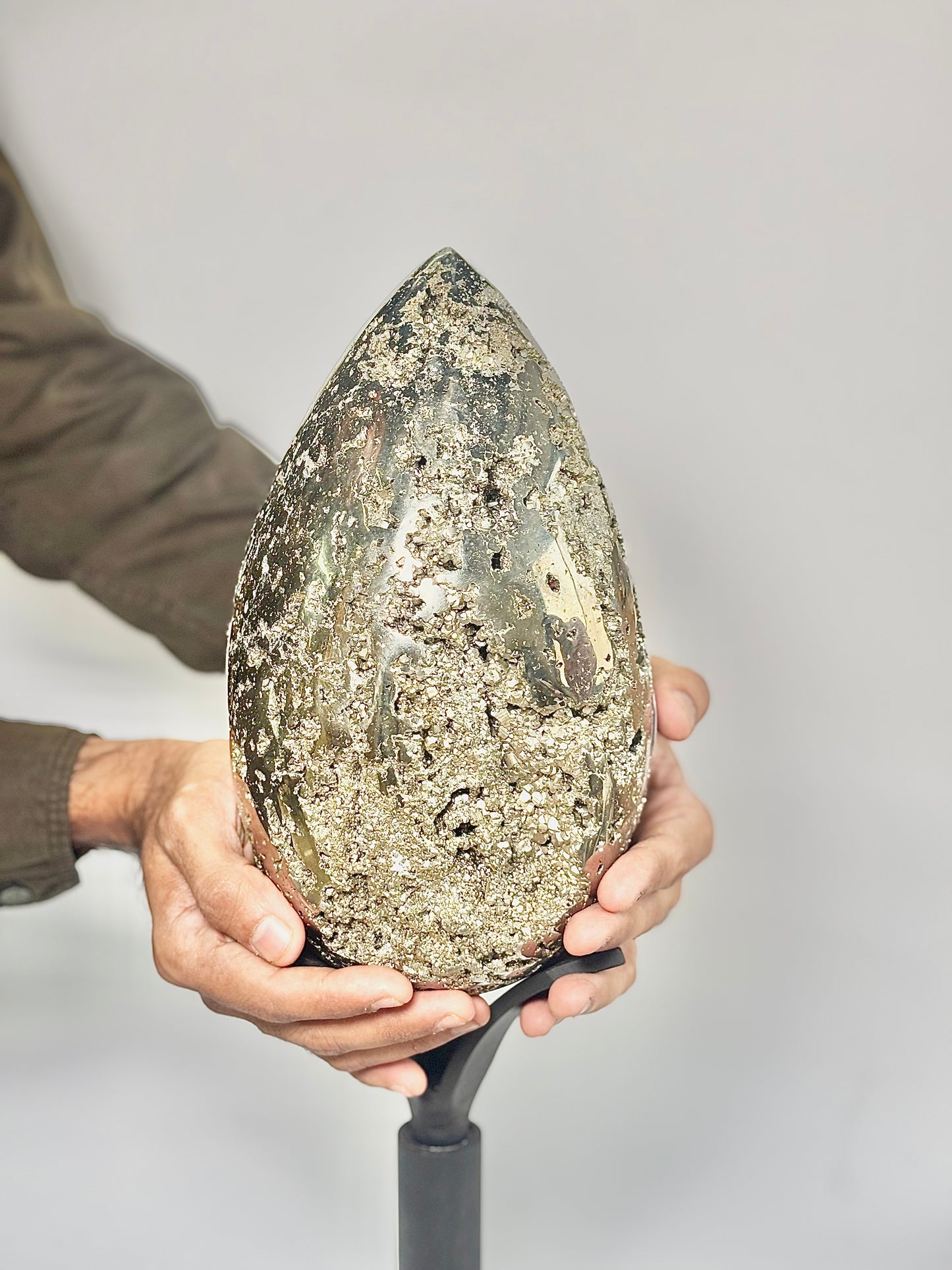 Extra Large Peruvian Pyrite Druzy Egg Carving 10.7 Kg – Abundance & Prosperity
