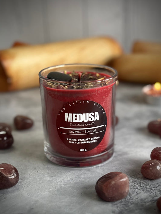 Medusa Altar Candle – 200 g Soy Wax Jar Candle for Ritual & Devotion