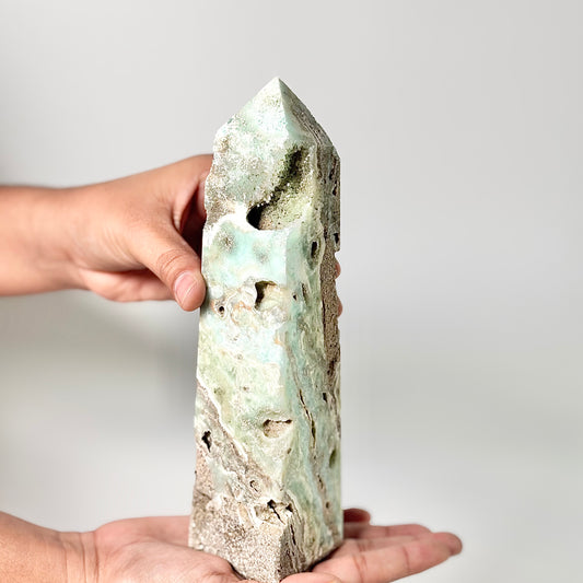 Blue Aragonite Four-Facet Tower 795 Gm  – Calming Energy & Emotional Healing