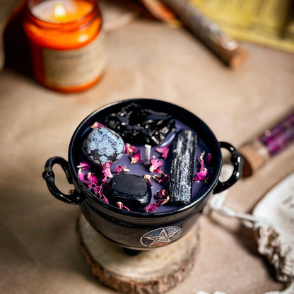 Strength & Grounding Crystal Treasure Cauldron Soy Candle – 190 g