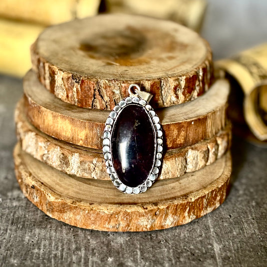 Amethyst Pendant – Calm, Clarity & Balance