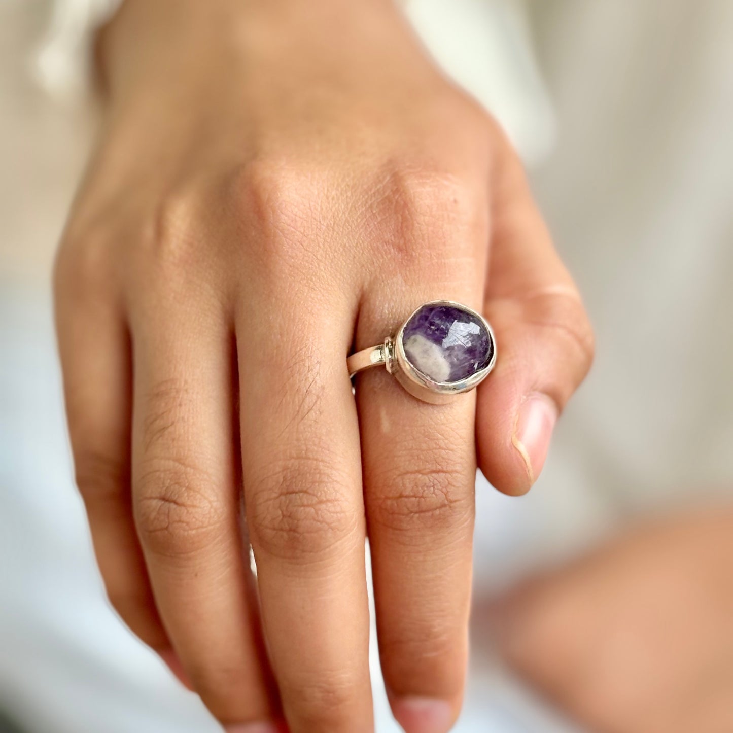 Amethyst fine Silver Ring | Helps activating Third Eye & Psychic abilities