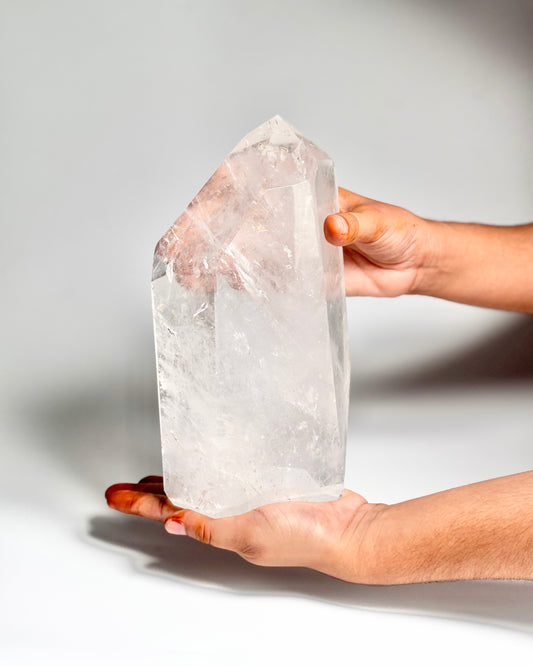 Clear Quartz Free Form – 2.9 Kg | Clarity, Focus & Amplified Intentions
