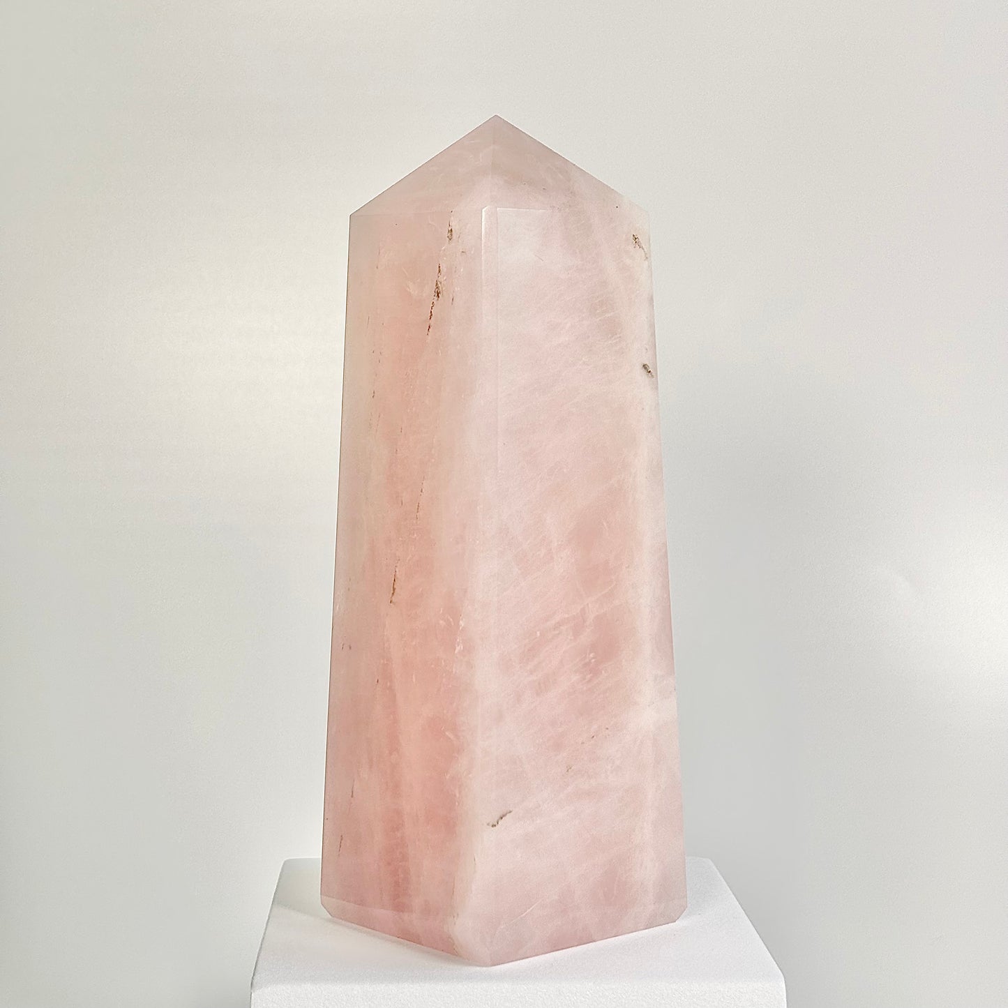 Rose Quartz Four-Facet Tower – 1017g - Attract Love • Heal Emotionally • Radiate Compassion