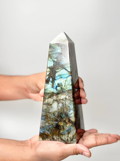 Four Facet Labradorite Tower – 1.1kg - Subtle Glow & Balanced Form
