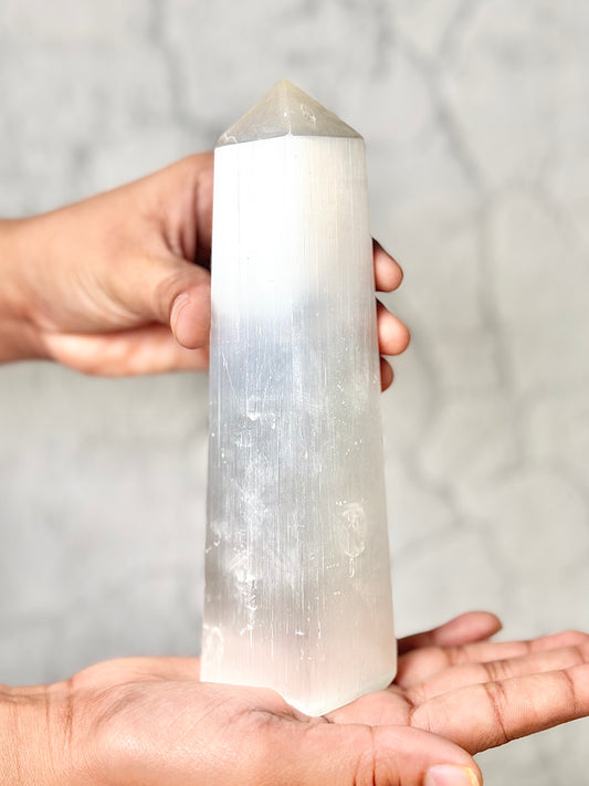 Four Facet Selenite Tower – 406g - Soft Glow & Balanced Form