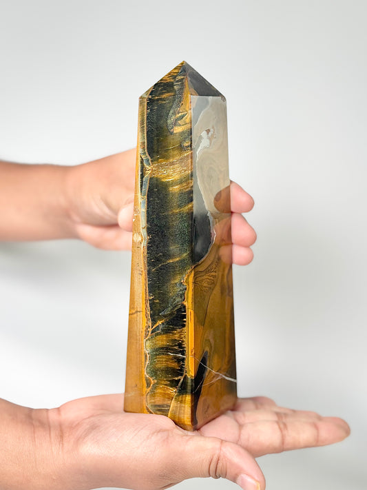 Four Facet Tiger’s Eye Tower – 658g - Focus, Confidence & Style