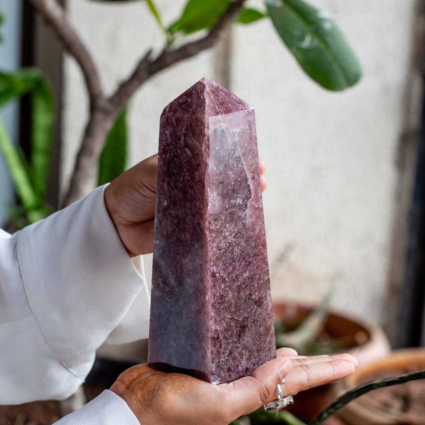 Strawberry Quartz XXL Tower - 1080 Gm | Helps with Feeling of Stress, Depression & worry