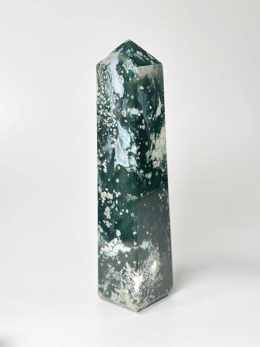 Four Facet Moss Agate Tower – 750g - Nature-Inspired Calm & Grounded Beauty