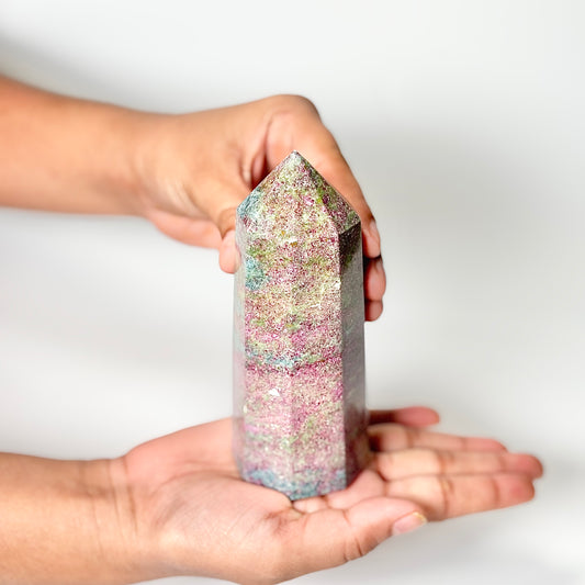 Eight Facet Ruby in Kyanite Tower – 538g -Distinctive Colour & Balanced Form