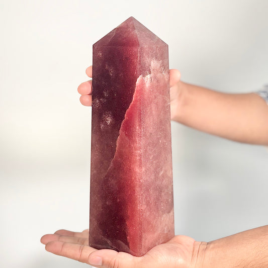 Strawberry Quartz Four-Facet Tower – 1968g - Heart Chakra • Radiate Love • Embrace Joy