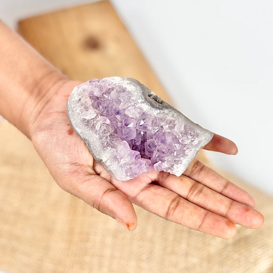 Amethyst Cluster - 188 Gm | Helps activating Third Eye & Psychic abilities