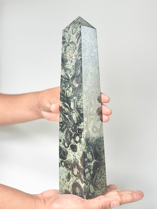 Four Facet Kambaba Jasper Tower – 1.3kg - Earthy Depth & Steady Presence