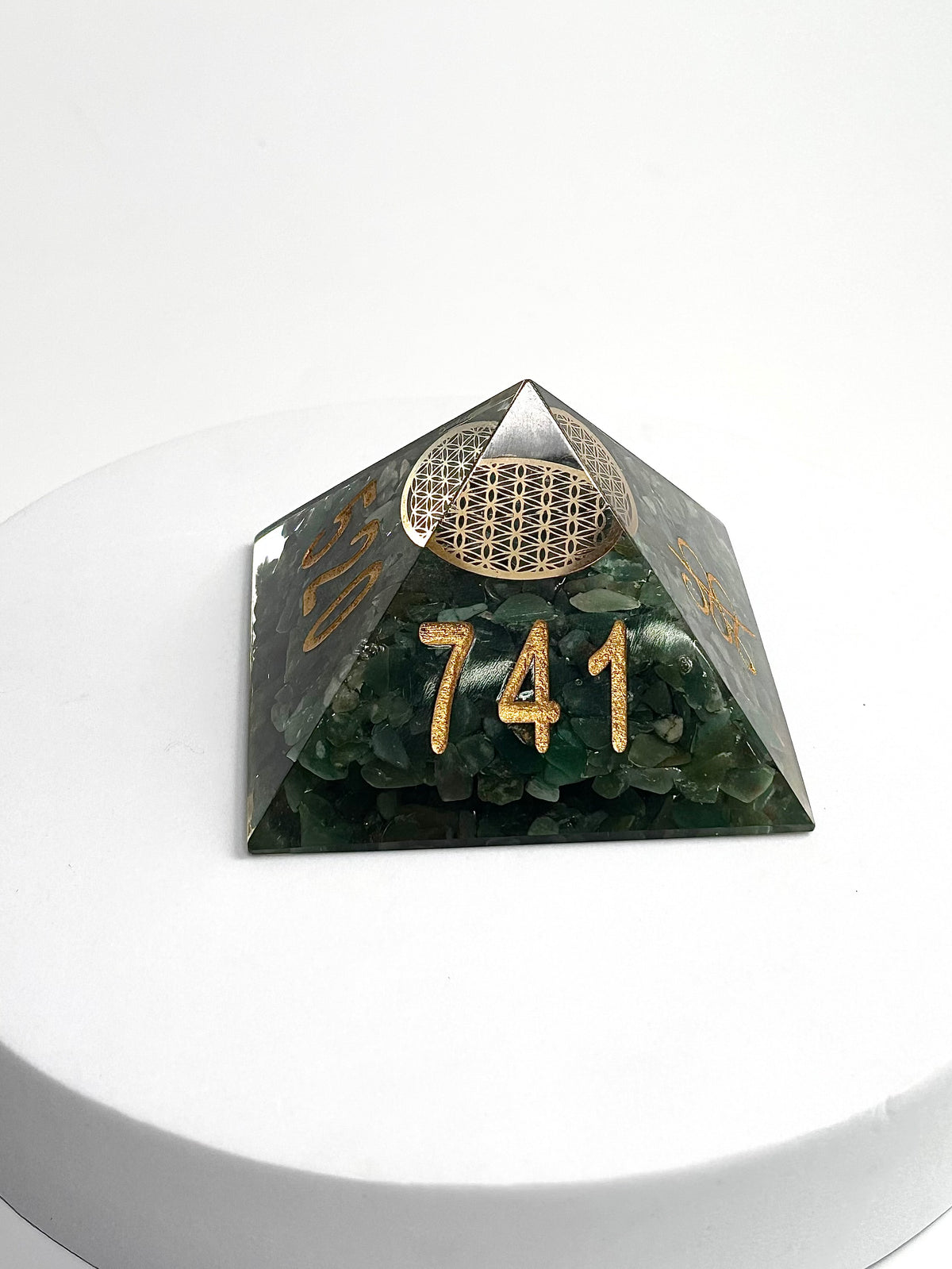 Green Aventurine Angel Number Orgonite Pyramid