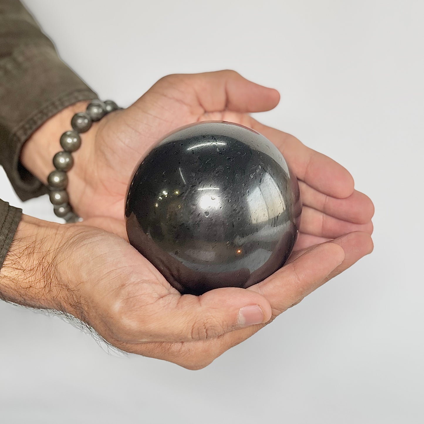 Black Obsidian Sphere 1200 Gm – Grounding & Clarity